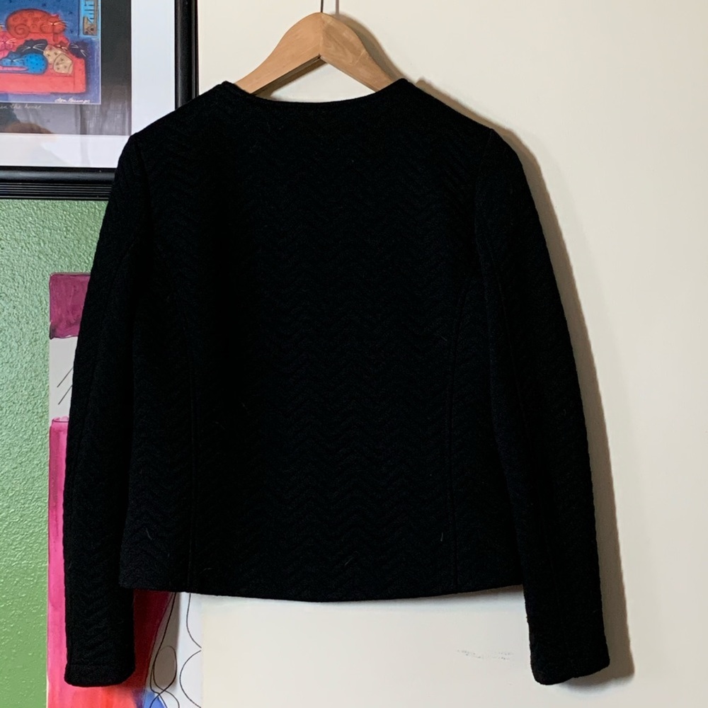 Adorable Divided Jacket - Picture 2 of 6